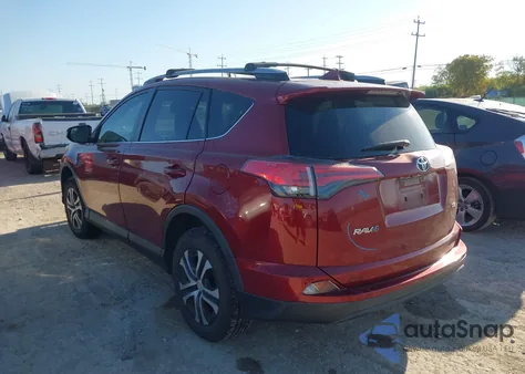 2018 Toyota Rav4 Le z USA, uszkodzony, nr VIN 2T3ZFREV9JW444716